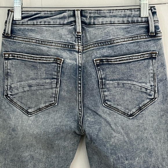 Driftwood Jackie High Rise Skinny Jeans Floral Embroidered Y2K 90’s Size 24 - Picture 8 of 15